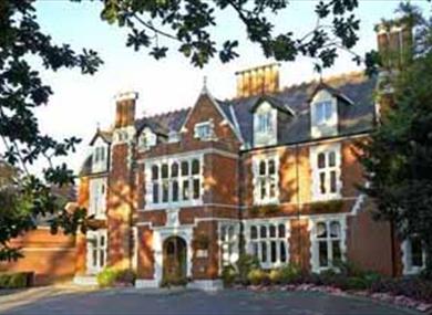 Hilton St Anne's Manor