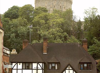 Royal Oak Pub