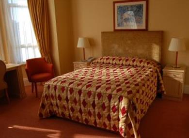 Walton Cottage Hotel