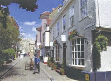 Castle Mews Apartment