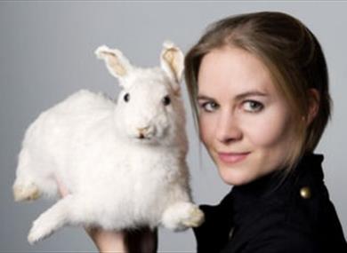 Laura Solon