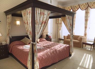 Oatlands Park Hotel