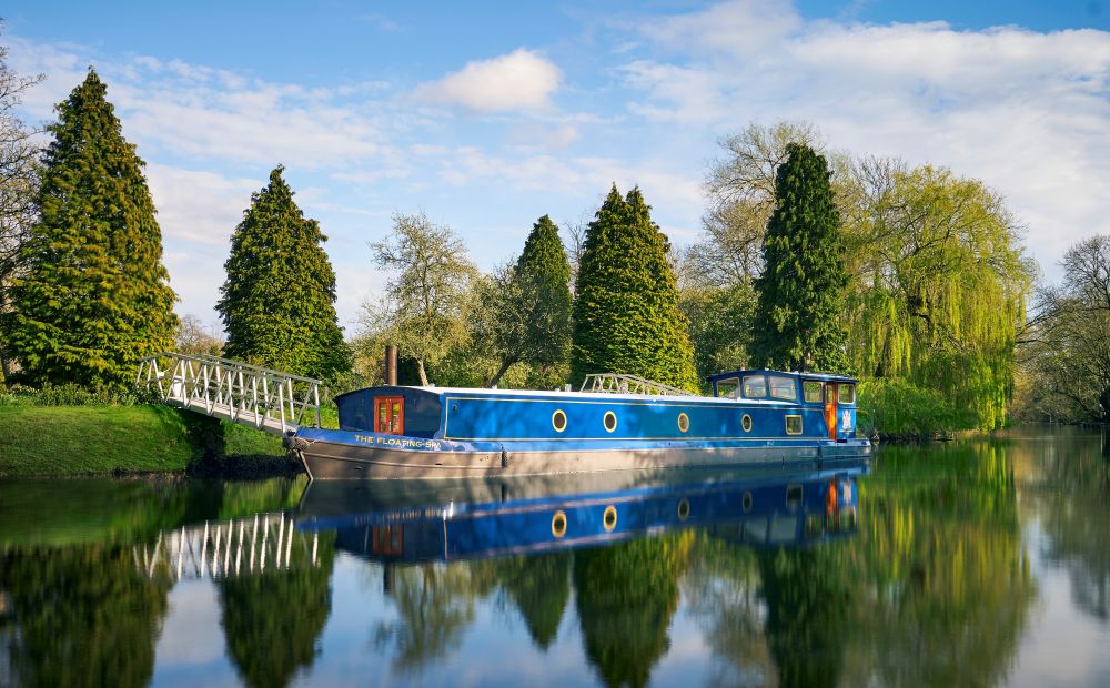 Floating Spa at Monkey Island Estate