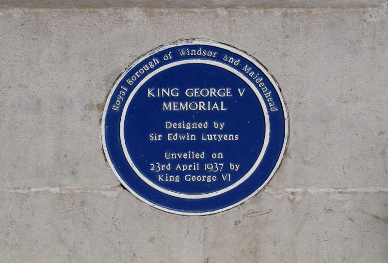 King George V Memorial Fountain