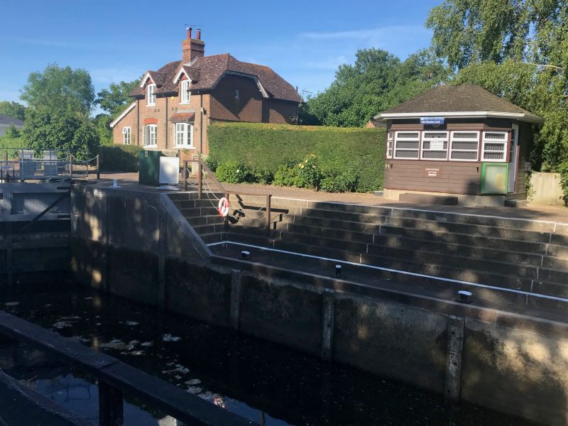 Old Windsor Lock