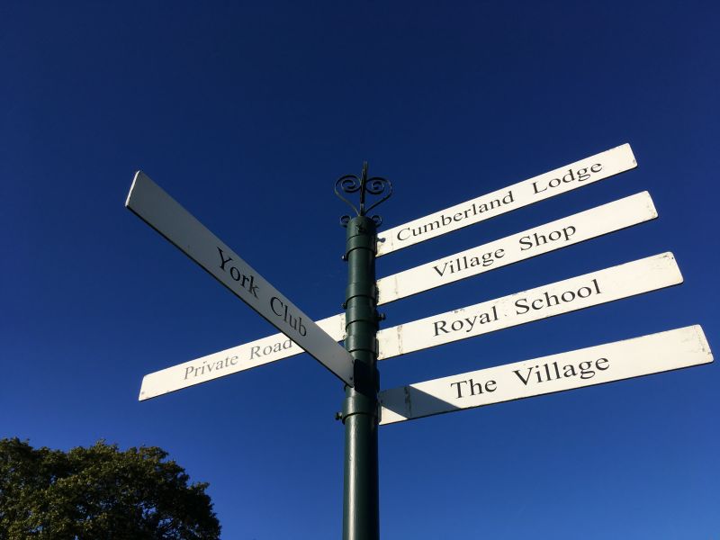 Windsor Great Park sign post