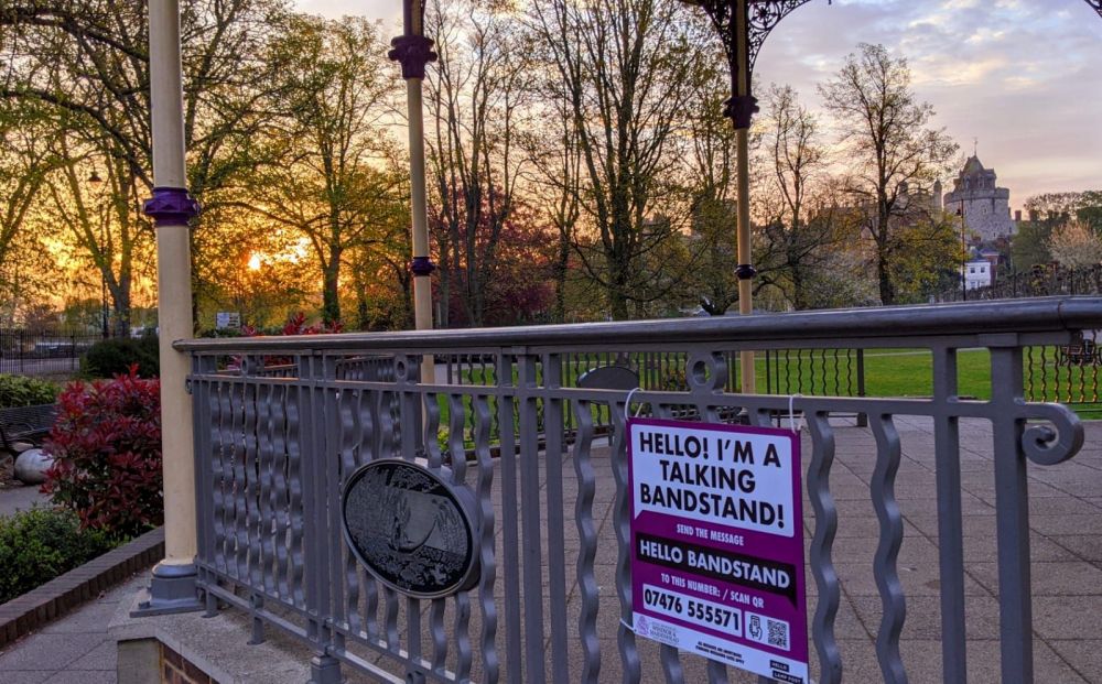 Bandstand with Hello Lamp Post technology